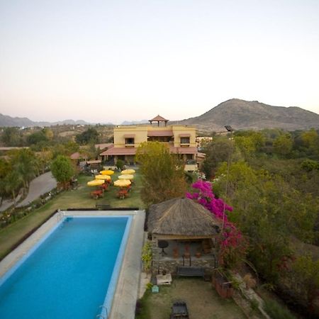 The Royal Retreat Resort & Spa Udaipur Buitenkant foto