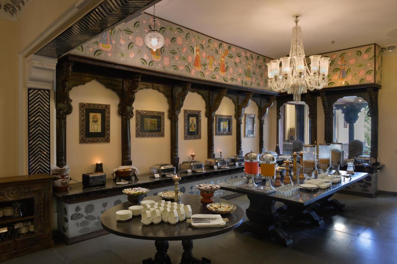 The Royal Retreat Resort & Spa Udaipur Buitenkant foto