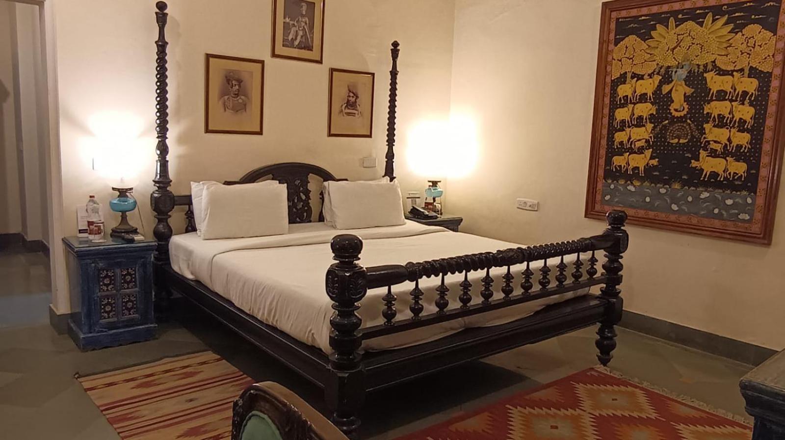 The Royal Retreat Resort & Spa Udaipur Buitenkant foto