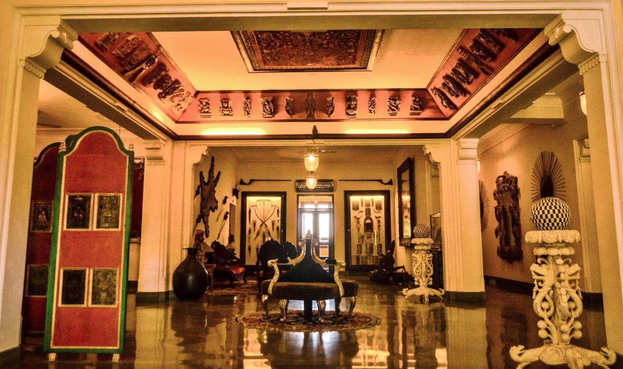 The Royal Retreat Resort & Spa Udaipur Buitenkant foto