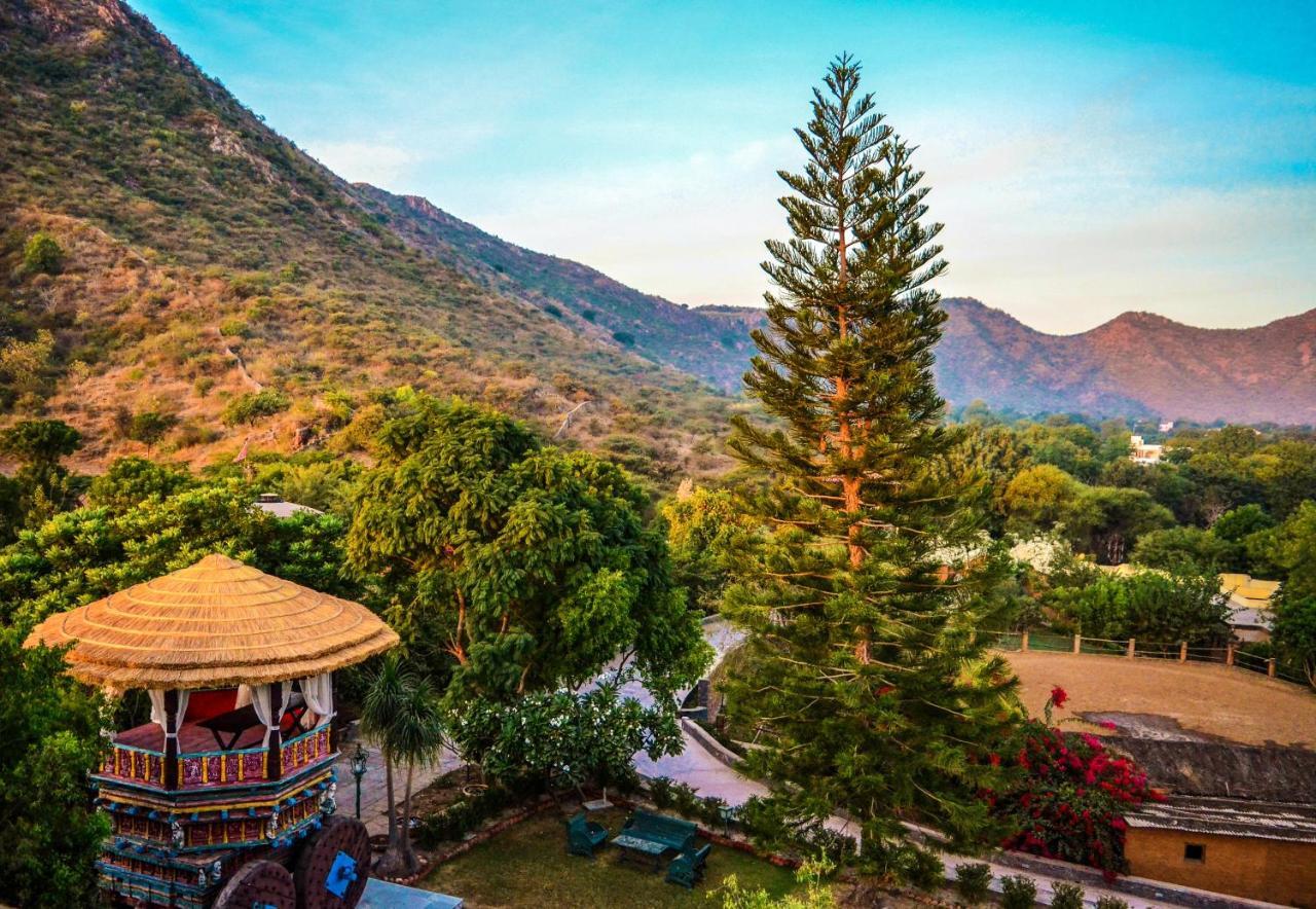 The Royal Retreat Resort & Spa Udaipur Buitenkant foto